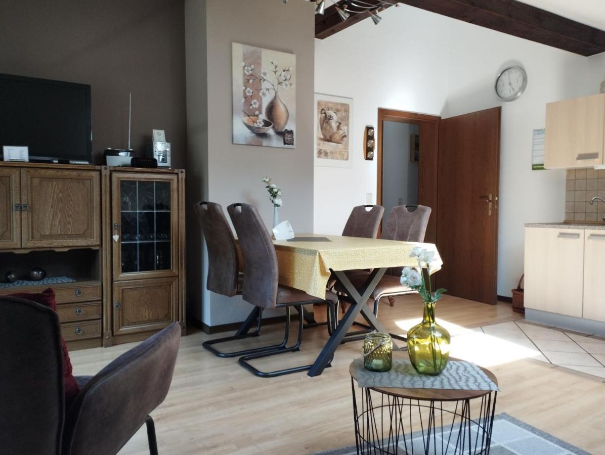 Ferienwohnung Pia Mettlach Exteriör bild