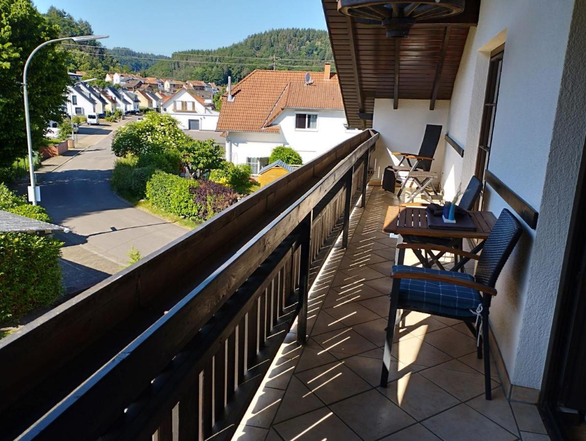 Ferienwohnung Pia Mettlach Exteriör bild